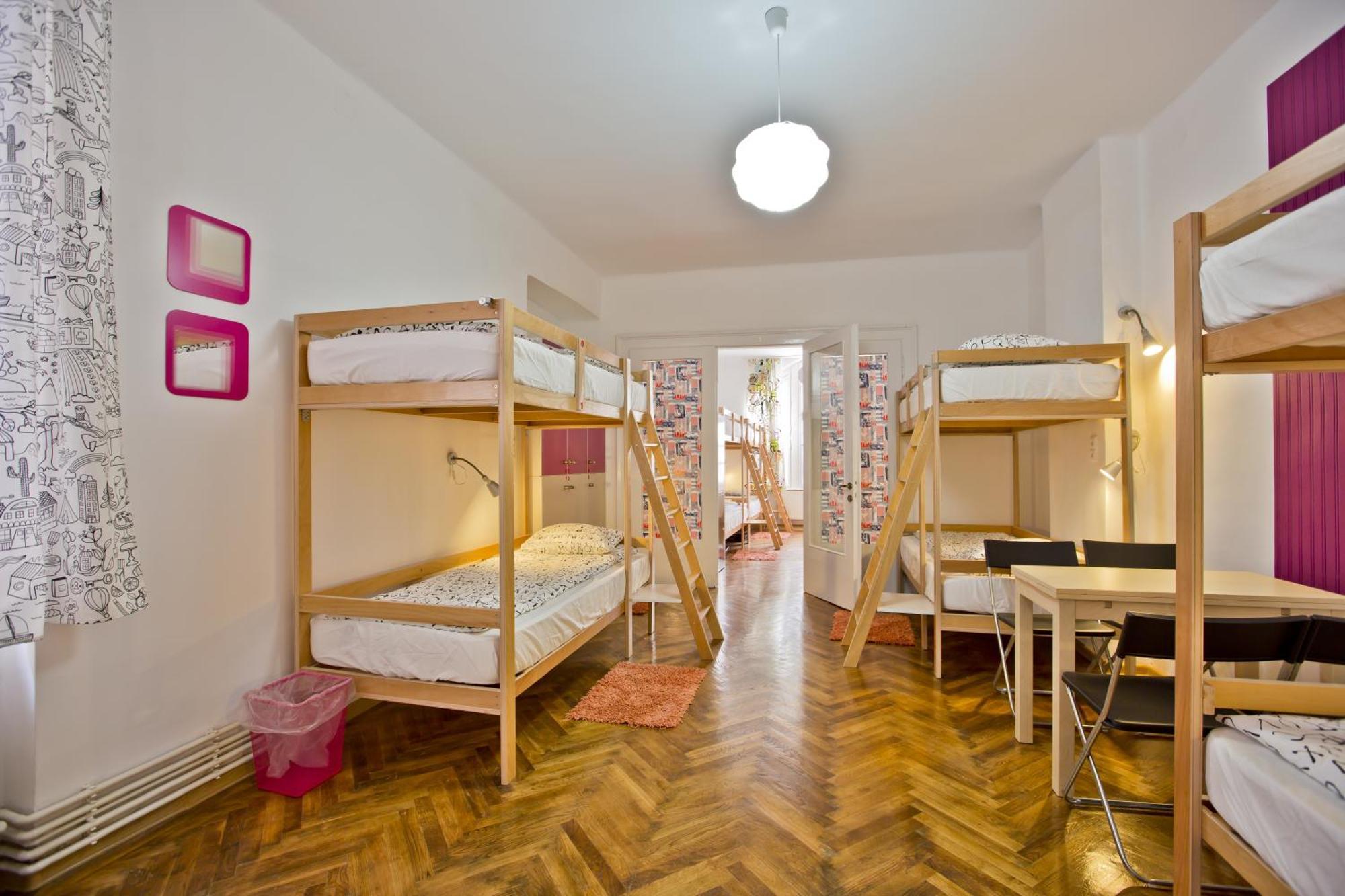 Centrum House Hostel Braşov Chambre photo